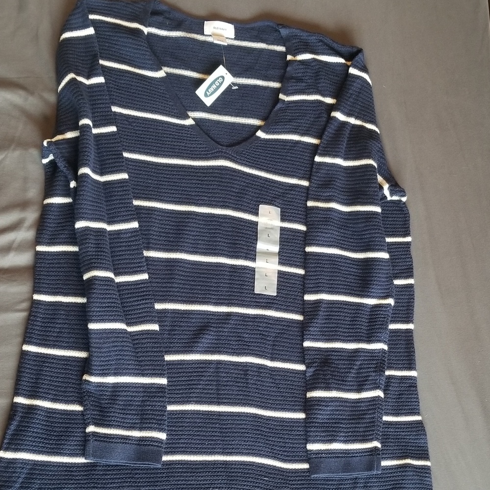 Closet closing 9/30-Old Navy Striped Light Sweater